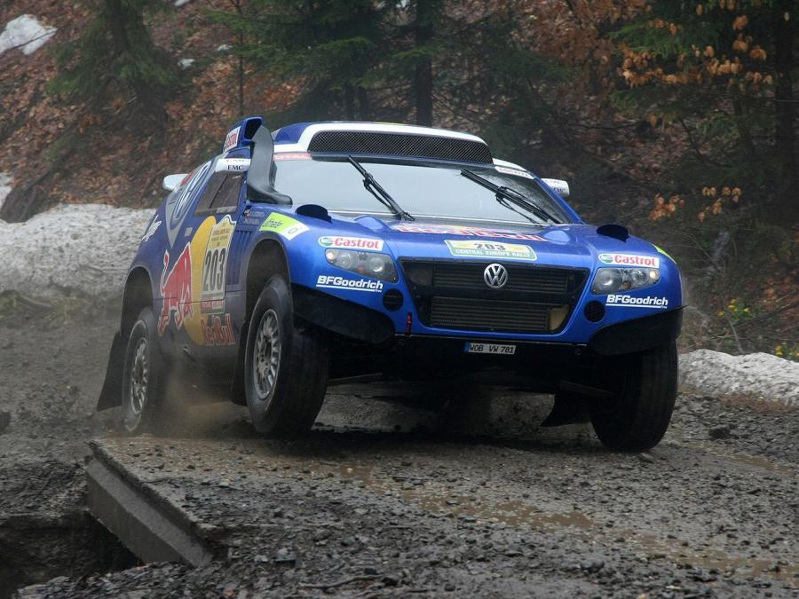  Volkswagen Touareg Race 2 2005 года  (фото 15 из 30)